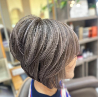 Customer hairstyle